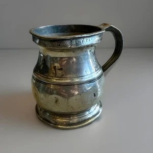 Antique English Pewter 1/2 Pint Measure, James Yates C1860 - Foto 1 di 9