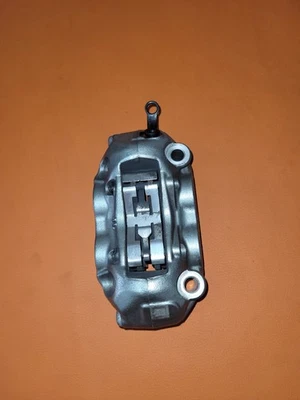 KTM DUKE 790 brake caliper front right (EZ.26.05.2020) 64113016000 - Image 1 of 2