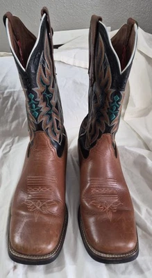 Botas Tony Lama para mujer estilo RR2116L 9D estilo vaquera. Foto 1 de 4