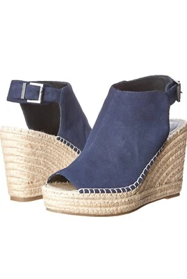 Sandalia Kenneth Cole para mujer Olivia con plataforma de cuña talla 6/6,5/7,5 azul marino gamuza Foto 1 de 4