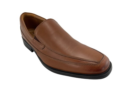 Mocassini slip on da uomo Clarks Collection Tilden senza serbatoio scuro punta grembiule taglia 10 M