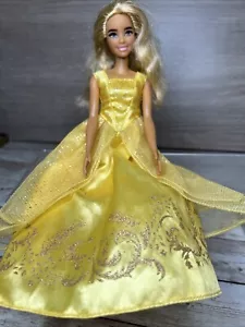 Barbie Fashionistas 173 Muñeca Rubia Miel para ÚNICA con Vestido Disney Belle (2015) - Imagen 1 de 9