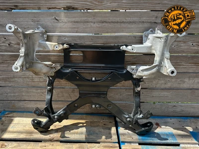 AUDI Q5 SQ5 2018-2024 - Subchasis delantero base motor travesaño fabricante de equipos originales 1.886 millas Foto 1 de 4