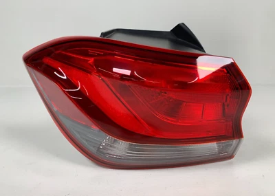 Hyundai Elantra GT 2018 2019 2020 conductor izquierdo halógeno exterior con luz trasera LED fabricante de equipos originales Foto 1 de 4