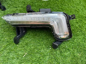 HYUNDAI TUCSON 2018-21 FARO ANTINIEBLA DELANTERO DRL LED DIURNO LADO DERECHO - Imagen 1 de 4