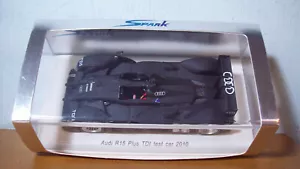 1/43 SPARK S0686 AUDI R15 PLUS TDi AUTO DI PROVA 2010 #1 IN NERO - Foto 1 di 6