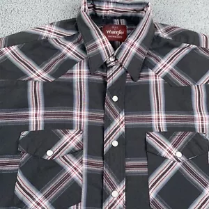 VTG Wrangler Shirt Mens 16 16.5 L Black Pearl Snap Western Cowboy Rodeo Plaid - Picture 1 of 8