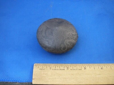 Fine EARLY JAPANESE IRON Small BOX w/LACQUER INTERIOR-DRAGONS Top - Image 1 of 4