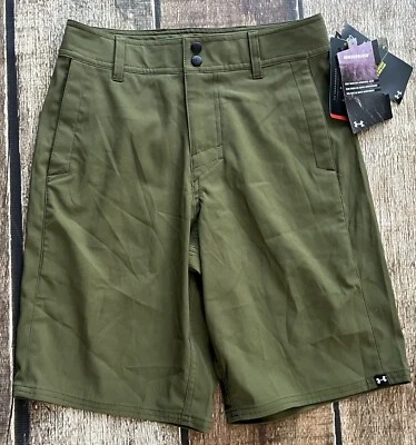 UNDER ARMOUR STORM HYDRO ARMOUR 10" PANTALONES CORTOS VERDES PARA HOMBRE 28 NUEVOS CON ETIQUETAS Foto 1 de 4