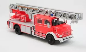 Mercedes-Benz LT1519 Metz DL30 - 1/43 scale Fire Truck - Picture 1 of 3