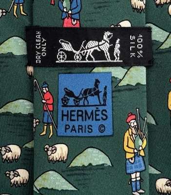 Corbata Hermes 7549 SA. Seda 100%. Auténtico. Excelente estado. Foto 1 de 4