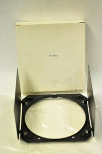 Barndoor for flashhead. Diameter of the flash head needs to be 7" diameter. NOS - Picture 1 of 5