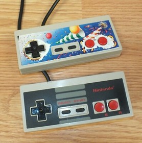 Lot of 2 Nintendo (NES-004 / E) Gamepad Controllers for NES System **READ** 