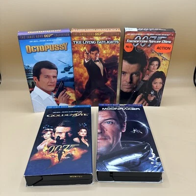 James Bond VHS Lot Of 5 007 - Goldeneye Tomorrow Never Dies Moonraker Octopussy Foto 1 de 4