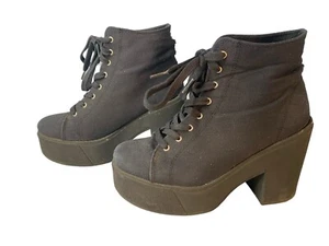 Classic Steve Madden Y2K Canvas Hightop Bootie Platform 4" Laces - Picture 1 of 17