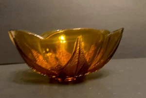 VNTG Anchor Hocking Renaissance Gold Bowl Club Design 1961-1962 - Picture 1 of 5