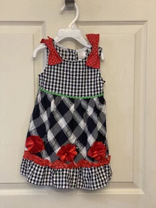 Vestido de bebé Youngland 24M: guinga blanca y negra con detalles de lunares rojos y lazo - Imagen 1 de 5