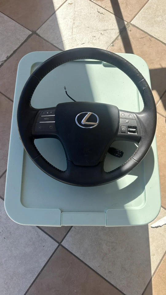 Volante Lexus HS250H 2010 2011 2012 Foto 1 de 3
