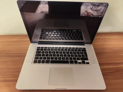 Apple MacBook Pro A1286 39,1 cm (15,4 Zoll) Laptop - Bild 1 von 4
