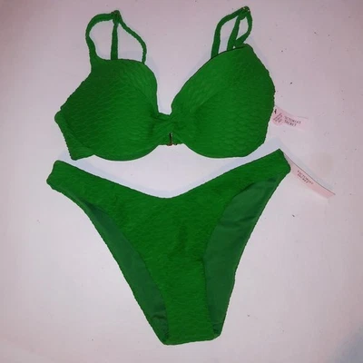 Bikini de baño Victoria Secret 32D superior pequeño inferior push up verde texturizado liso Foto 1 de 4