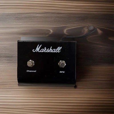 Canal de pedal de efectos para guitarra Marshall de 2 botones e interruptor de pie DFX  Foto 1 de 3