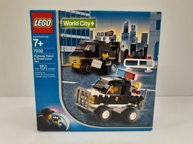 NISB LEGO 7032 WORLD CITY "Highway Patrol & Undercover Van"