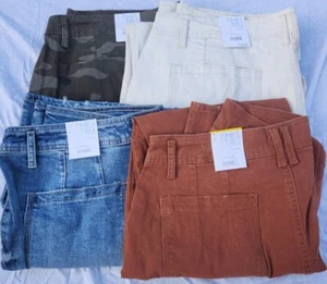 Jean sottili donna Time and Tru High Rise Utility - varie taglie e colori - Foto 1 di 5