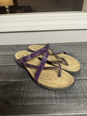 ECCO Purple Croc Criss-Cross Patent Leather Flat Sandals EU 40 US Size 9.5 Foto 1 de 4