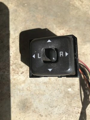 ✅Chevrolet Colorado Canyon 2004 2012 exterior espejo retrovisor interruptor de alimentación de ajuste  Foto 1 de 3