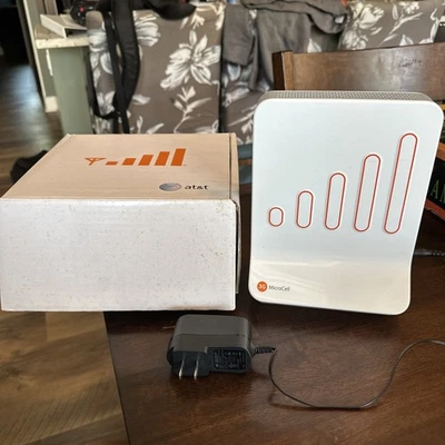 AT&T Cisco 3G MicroCell Wireless Cell Phone Signal Booster Tower DPH151-AT - Image 1 of 4