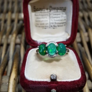 Anillo Trilogía Plata Esterlina Ópalo Verde Paraíso Reino Unido Talla Q/US 8.25/EU 57.5 - Imagen 1 de 9