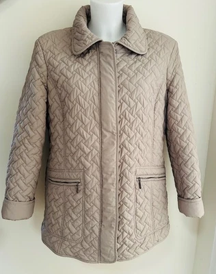 Windsmoor Ladies Padded Coat -fully Lined - Beige Size Adult Small Hardly Worn - Image 1 of 3