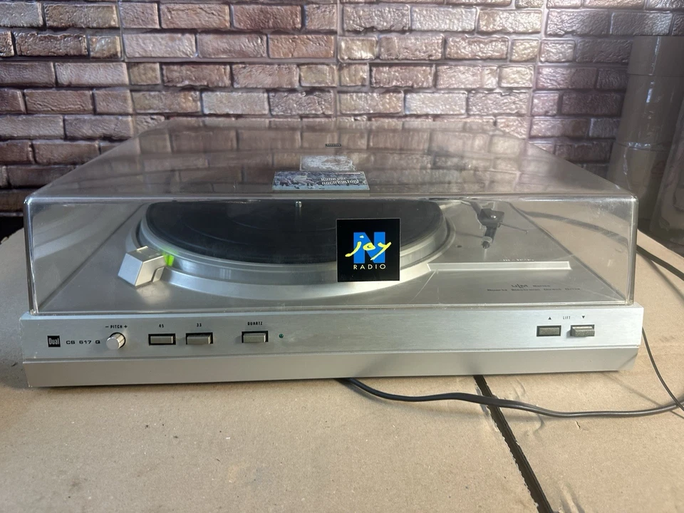 Dual CS 617   Quartz  Direct Drive  Mit Haube CS617 Silber - Bild 1 von 4