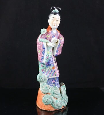 Estatuilla china antigua de porcelana Famille Rose He Xian Gu 10,5" H Foto 1 de 4