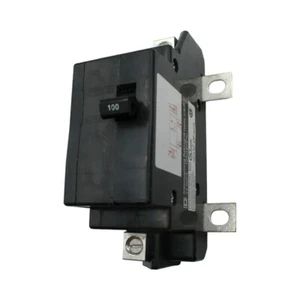 USED Square D QOM100VH8106 22kA 2 Pole 100 Amp Bolt On Main Circuit Breaker - Picture 1 of 1