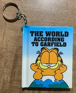 Garfield Buch Schlüsselanhänger Die Welt nach Garfield 1998 Mini Hardcover NEU - Bild 1 von 4