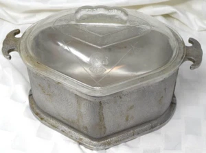 Vintage Aluminium Wächter Service Dreieck Herz Topf mit Glasdeckel - Bild 1 von 8