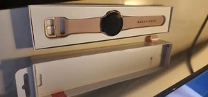smartwatch samsung galaxy 4 40 mm - Photo 1 sur 3