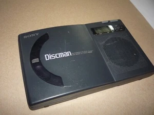 Rare Vintage Sony Discman D-1000 FOR PARTS / REPAIR - DOES NOT READ - Picture 1 of 4