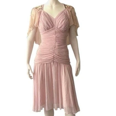 Vestido de Cóctel De Colección Norman’s Atlanta Rosa Acanalado Gasa Cuentas Capelet Pequeño Foto 1 de 4