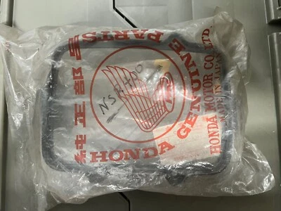 Honda NS400R NS400 Headlight Rim Nos Genuine Original  Part 33101-KM4-000 - Image 1 of 3