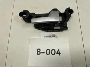 2007 FORD FIVE HUNDRED FRONT RIGHT INTERIOR DOOR HANDLE OEM+ - Picture 1 of 12