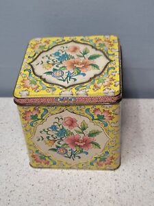 Vintage Daher England Metal Candy Biscuit Tin Hinged Lid Floral 4" Canister 