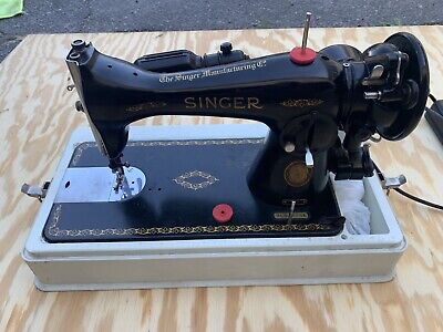 Singer Sewing Vintage Machine - Tested • 199€