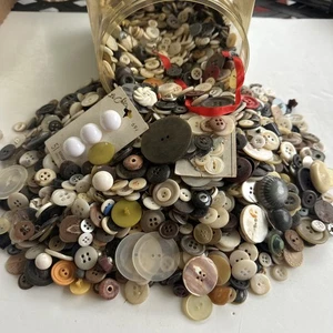 Massive Vintage Antique Button lot Over 5 pound Estate Collection Mixed Material - Picture 1 of 5