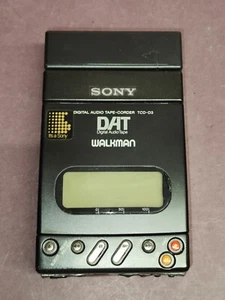Sony dat recorder Tcd-d3 - Faulty Ideal For Spares - Picture 1 of 10