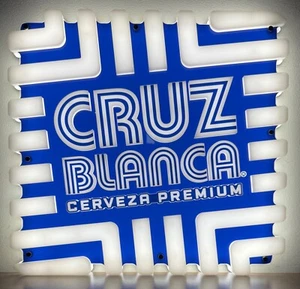 Letrero Cruz Blanca Cerveza Premium Iluminado LED 19,5 x 18,5 - Nuevo en Caja - Imagen 1 de 6