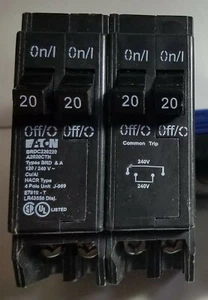 Eaton BRDC220220 Quad Circuit Breaker 20/20/20/20 - Picture 1 of 4