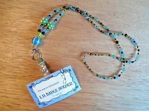 Nuevo con etiquetas Soporte para insignia o anteojos Ganz ID con cuentas negras/verdes/turquesas - 30" de largo - Imagen 1 de 4