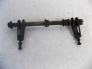 HONDA VF400 F HINTERRADSPINDEL & EINSTELLER VF400 F NC13 - Bild 1 von 1